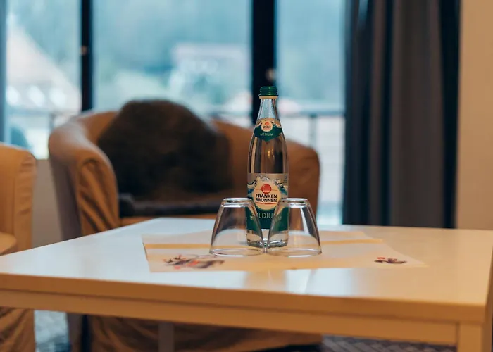 Zur Post Hotel 3*